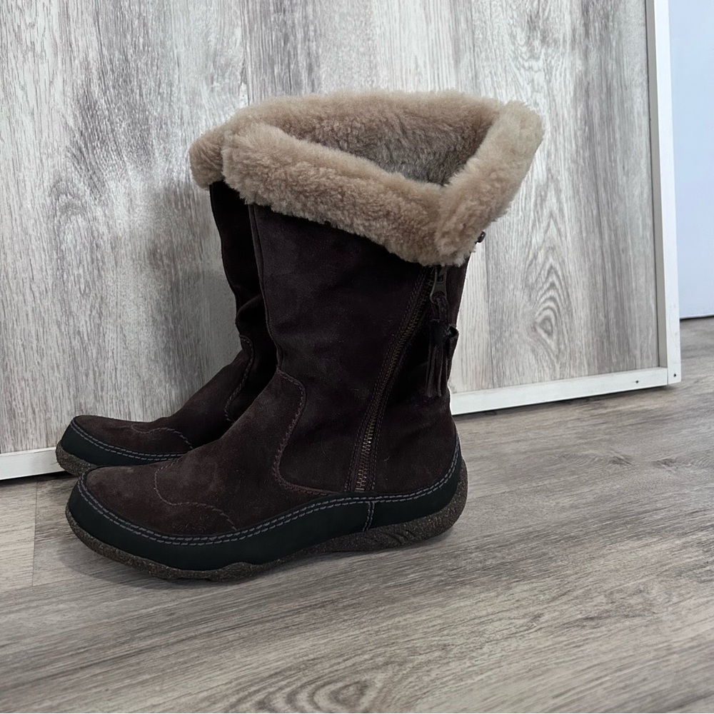 Clarks Fur Lined Suede Boots Womens 8 Brown Suede Mid Calf Outdoors Winter Cabin